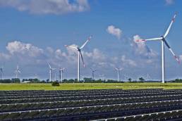 solarpark-wind-park-renewable-energy-solar-modules-preview